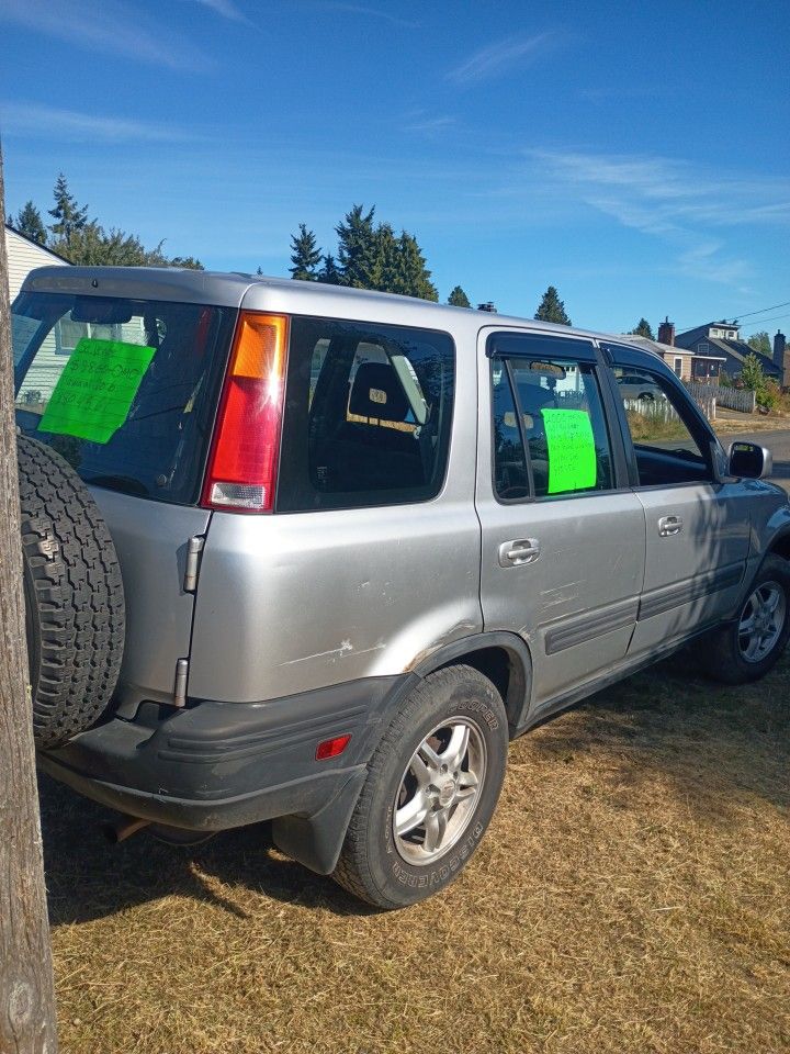 2000 Honda CRV AWD. 198k Miles