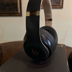 Beat headphones 