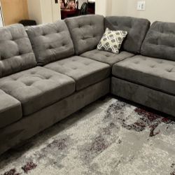 Sectional Set