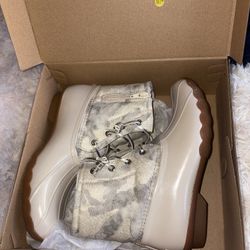 Sperry Duck Boots – Beige/Camo (Brand New)