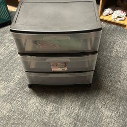 Storage bins 