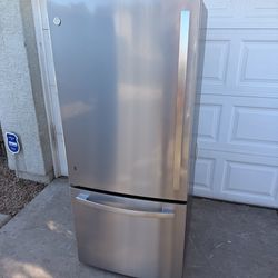 Refrigerator Stainless Steel 60 Day Warranty