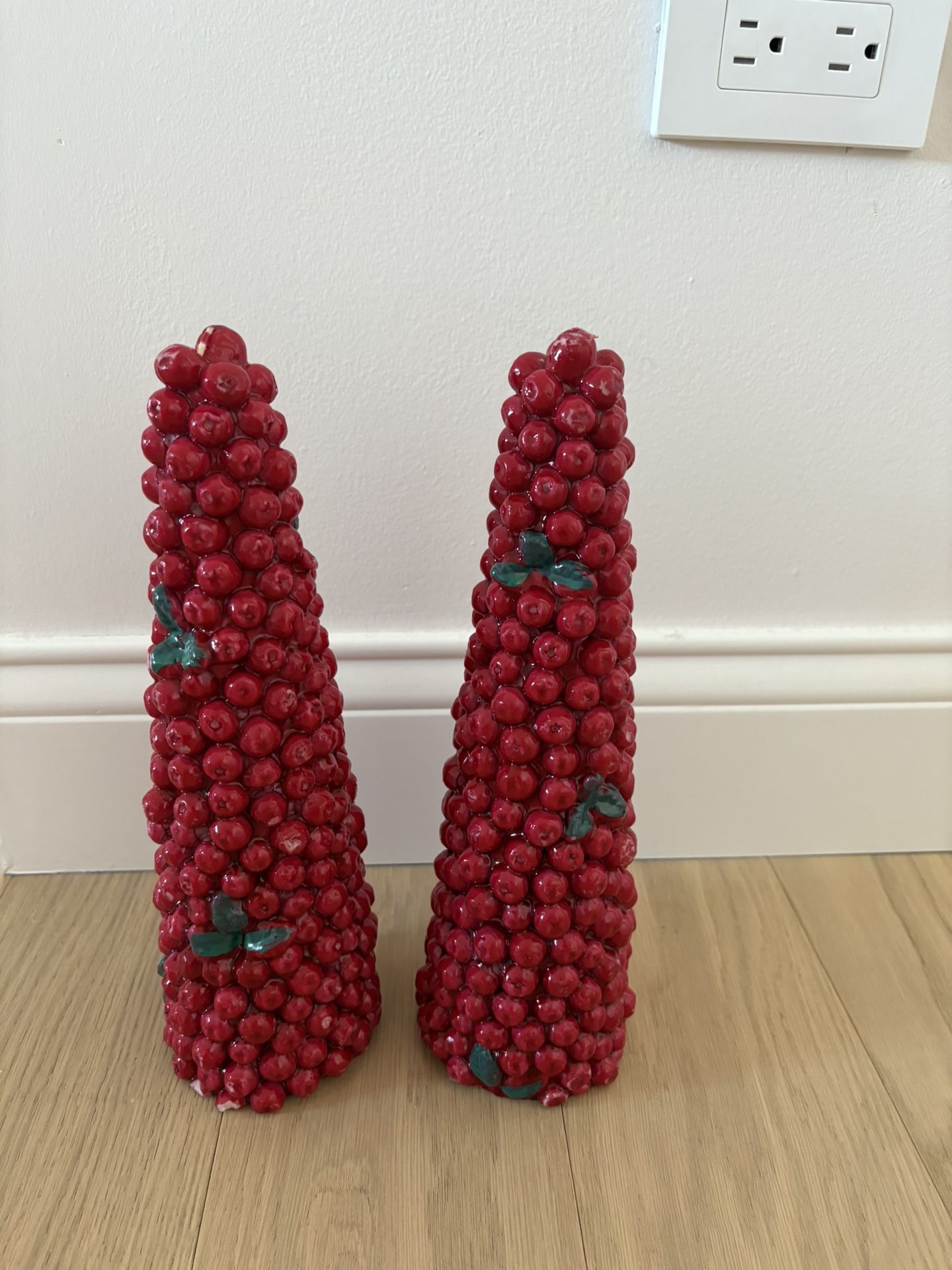 Red cranberry holiday candles - set of two
