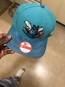 Snap backs