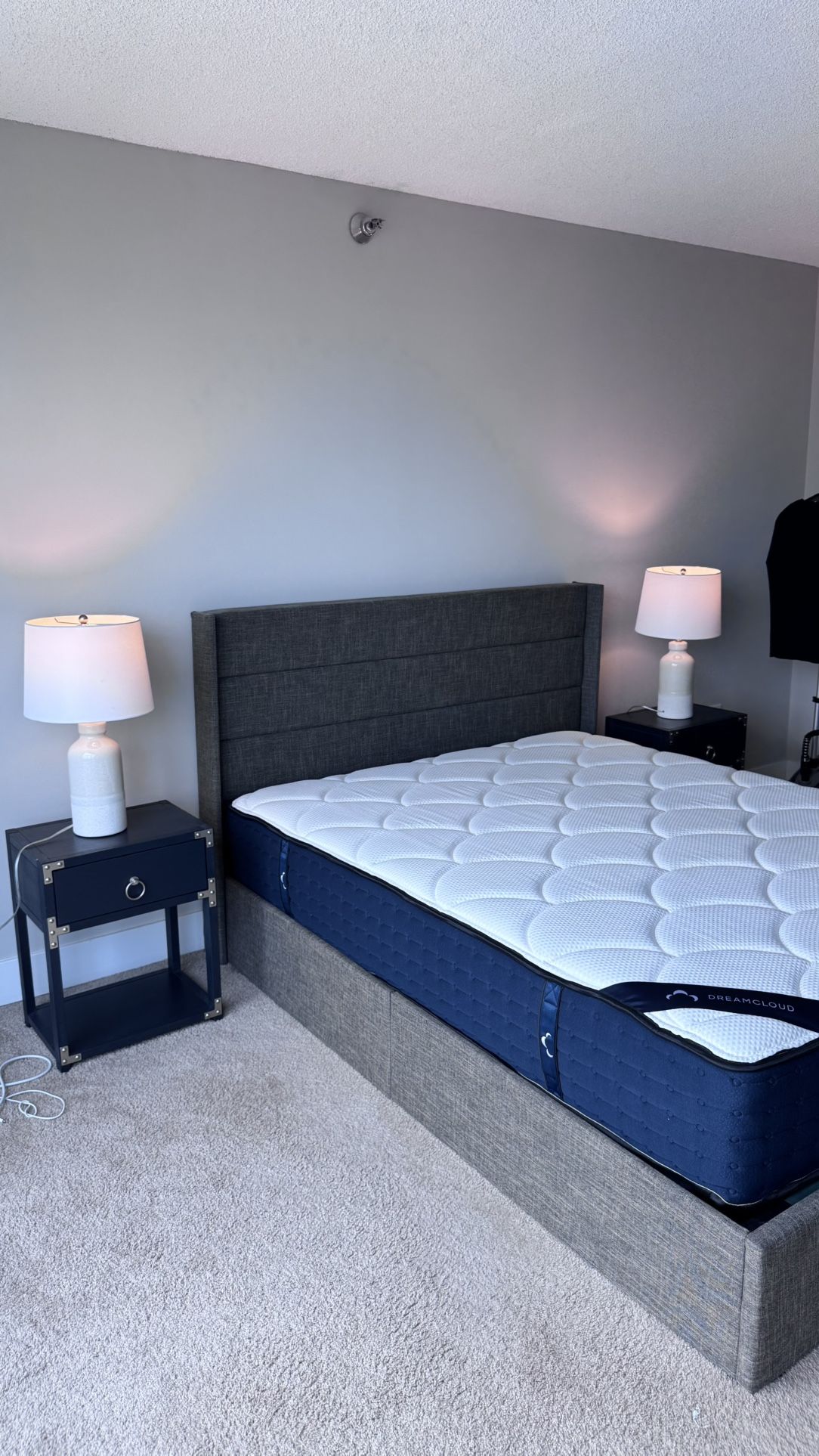 Full Bedroom Set – Queen Size Mattress (DreamCloud) & Bed Frame, Bedside Tables & Lamps
