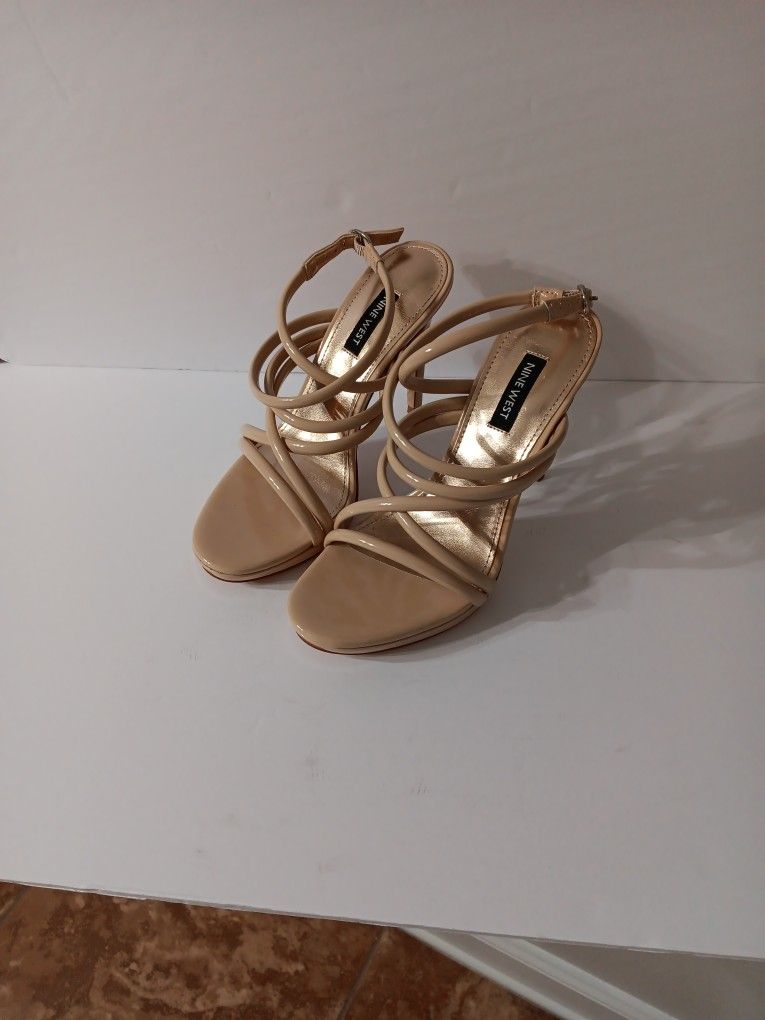 Women's Nine West 5" Heels Size 7M