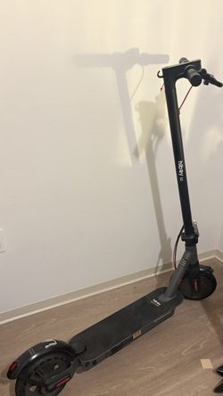 Hiboy S2 Electric Scooter 8.5 Solid Tires- Up to 17 Miles Long Range.