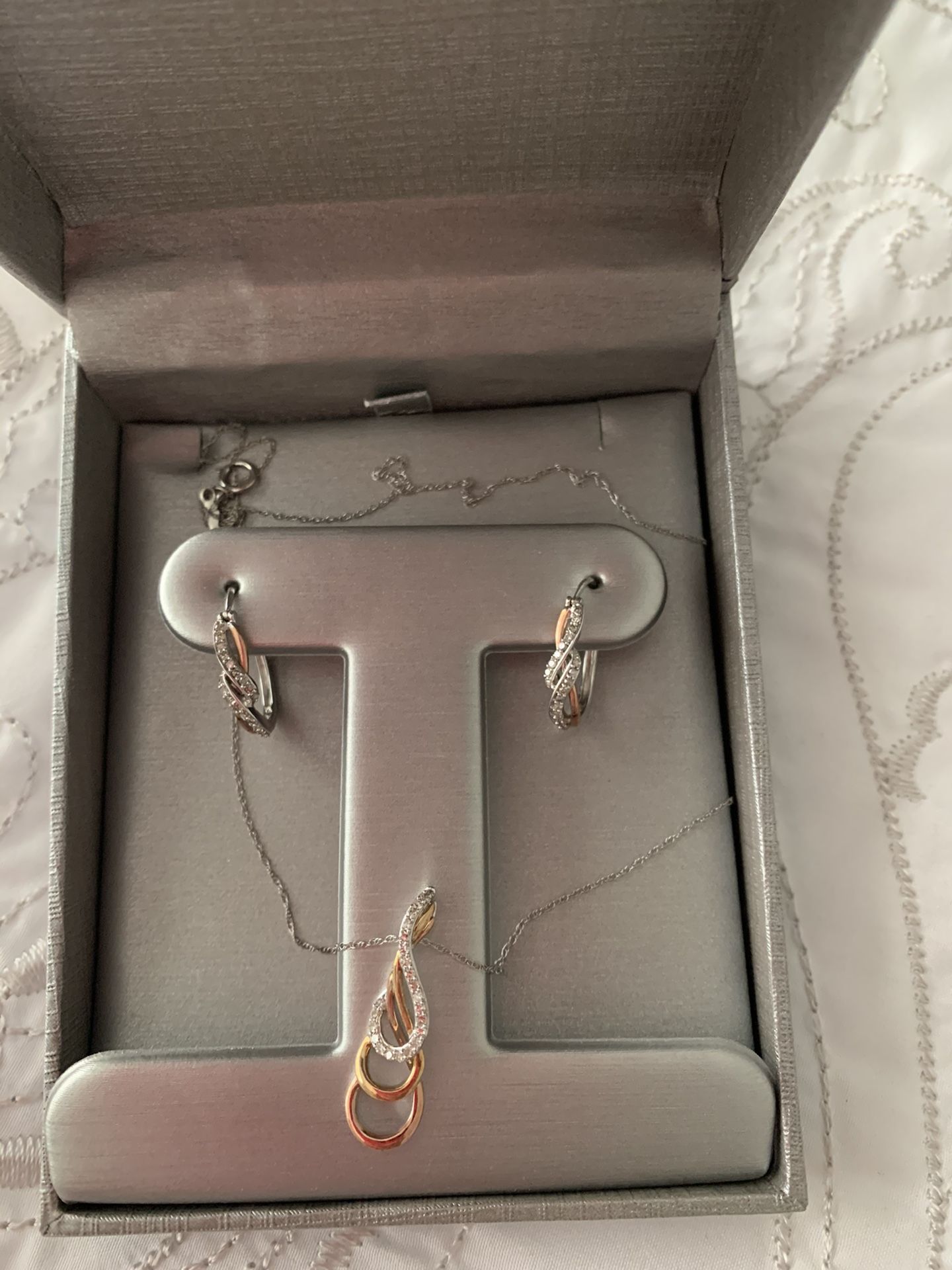 Zales Necklace And Earings Set,new,yellow And White Gold