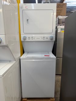 New! Frigidaire Electric Washer / Dryer Laundry Center