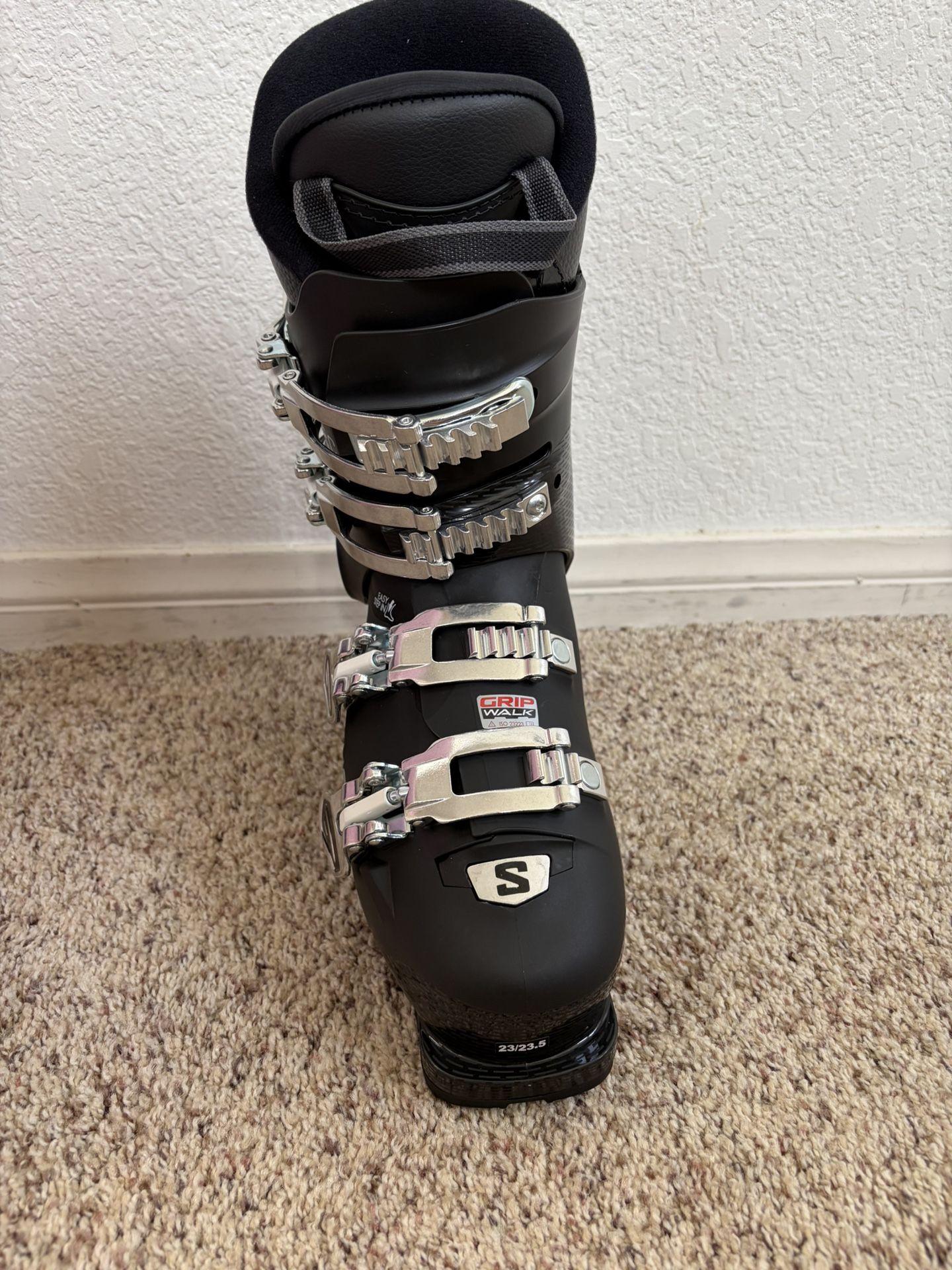 New Salomon 23/23.5 Select Wide Ski Boots