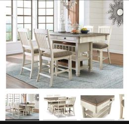 Dining Table With 6 Barstools