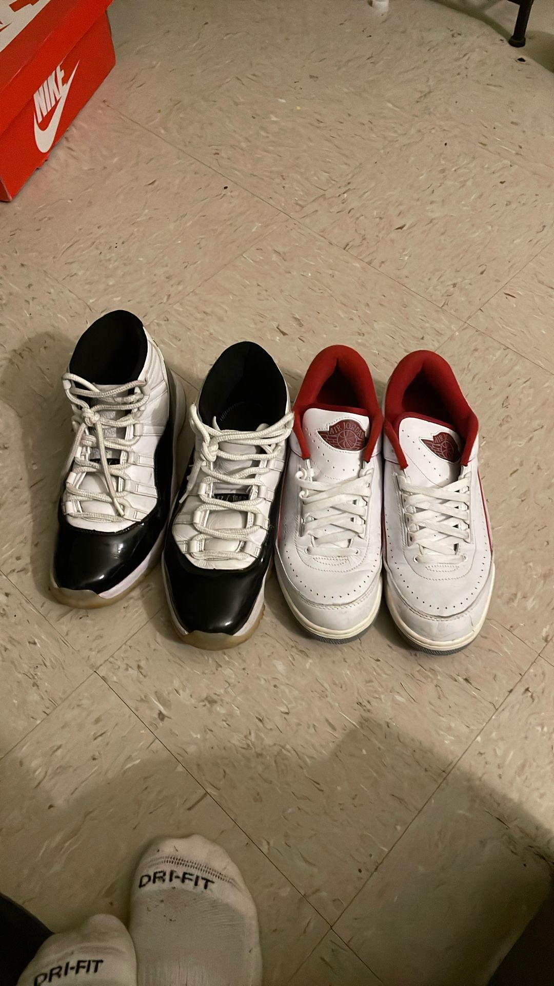 jordan11 and jordan 2s