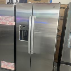 GE 25.3CU.FT SIDE BY SIDE STAINLESS STEEL FRIDGE