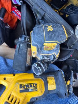 DEWALT POWER TOOL SET