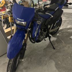 Suzuki Dr-z 400 Sm 2023