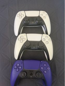 ps5 controllersI no charging cable