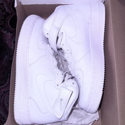 White AF1 Shoes(Read Description)