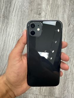 iPhone 11 64GB Unlocked