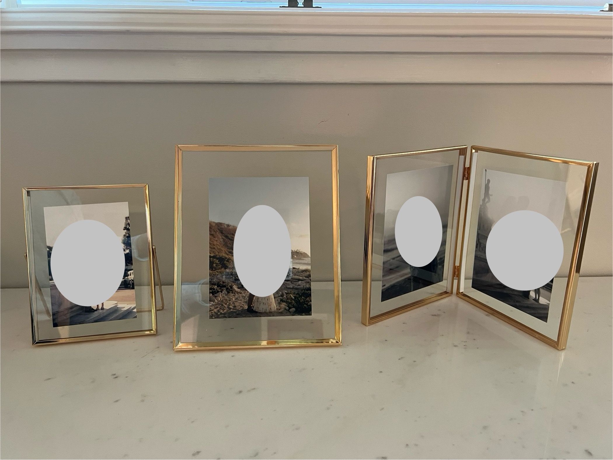 Floating Picture Frames (gold)