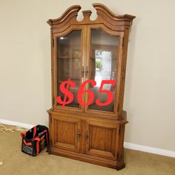 China Cabinet Hutch 