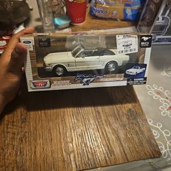 Motor Max Ford Mustang N.1
