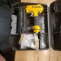 DEWALT BRAD NAILER