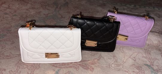Small hand and shoulder bag