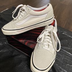 VANS Old Skool Sneakers UltraCush Insoles Pop Marshmallow White Suede Color Men’s Size 11