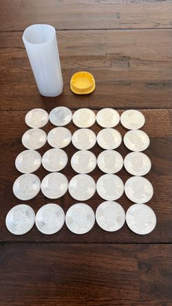 25 2021 Canada 1 Troy oz .999 Silver $5 Maple Leaf