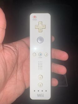 Wii Games And Remotes