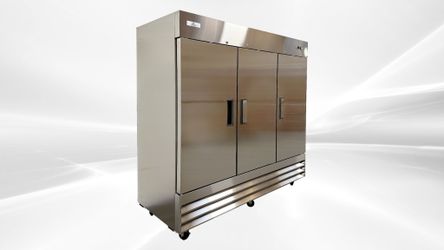 NSF Reach In Three door refrigerator CFD-3RR
