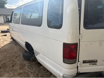 Ford E-350