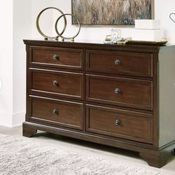 Broyhill Dresser & Nightstand