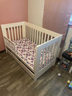 Crib/toddler Bed 2 In 1 With Drawers And Mattress