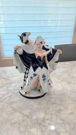 Royal Dux Porcelain Harlequin & Columbine Figurine – Blue & White Venetian Sculpture