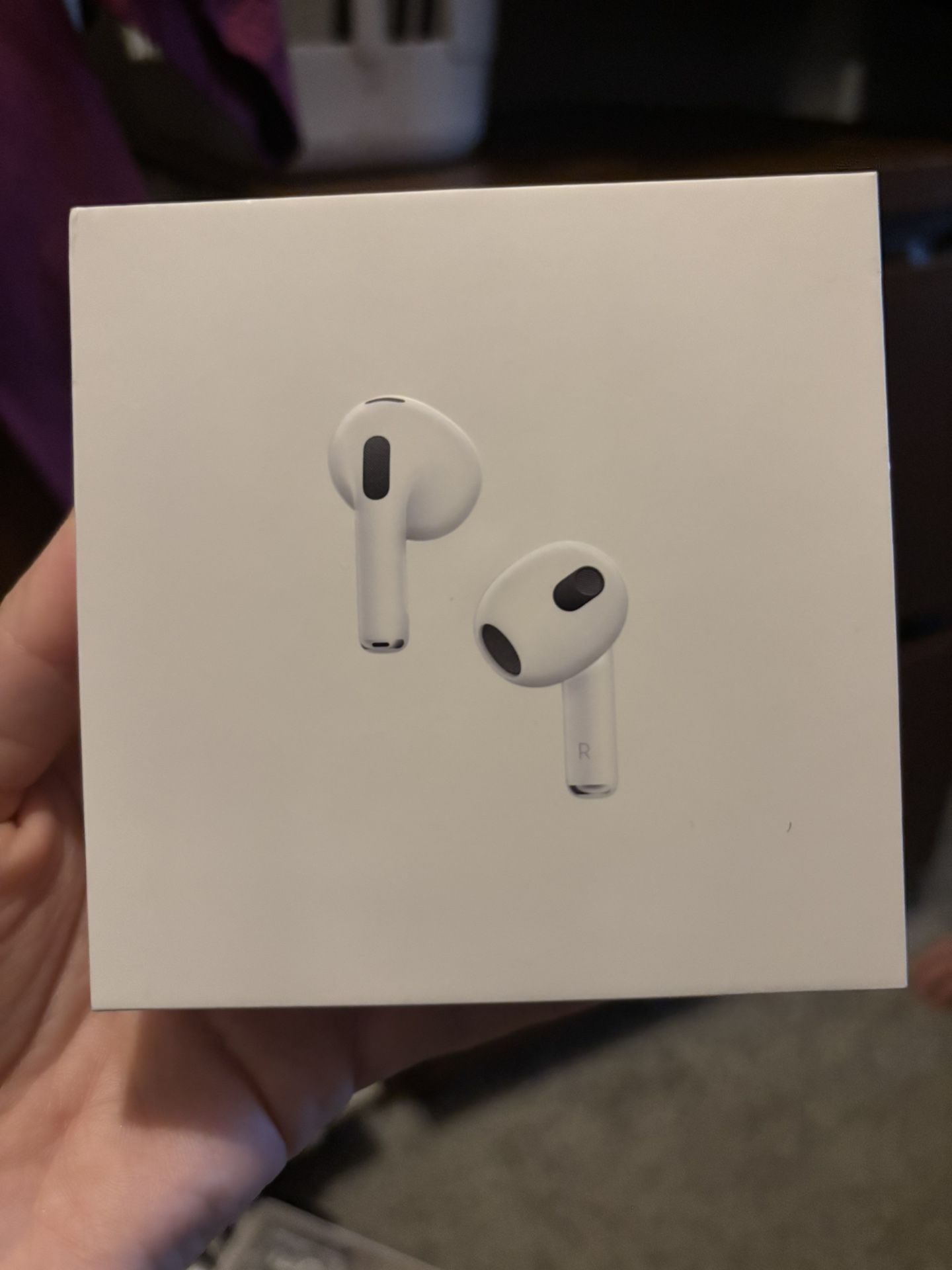 AirPods