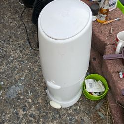 Diaper Dumper Price 7$. Pick Up. In.  E.  Side.  Tacoma 