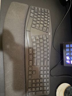 Logi Ergo K860 Keyboard