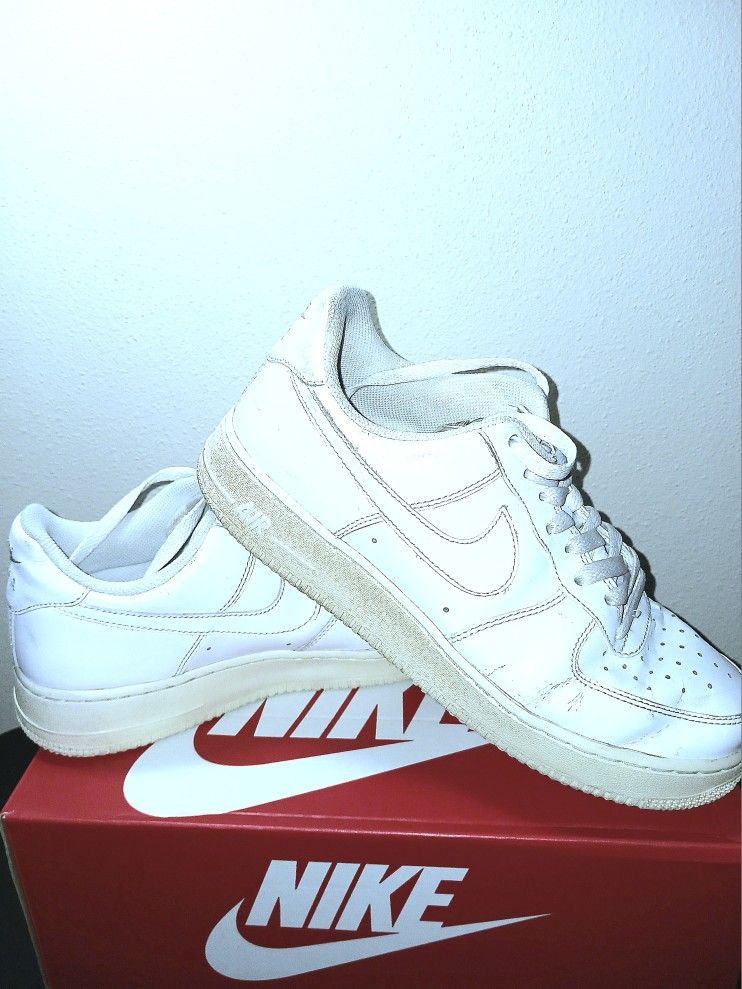 Real Vintage Rare Nikes Air Force Ones Size 9 And 1/2