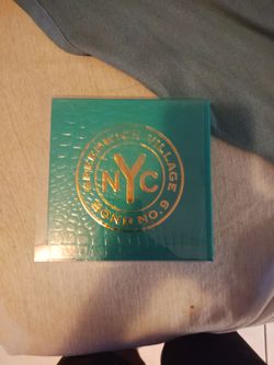 Green witch village bond no 9 cologne
