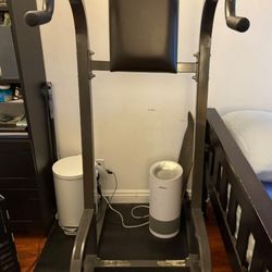 Vertical Knee Leg Raise, Ab Crunch and Tricep Dip Exercise Machine $200