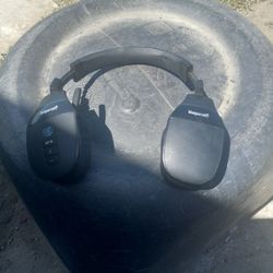  BlueParrott B450-XT Headphones