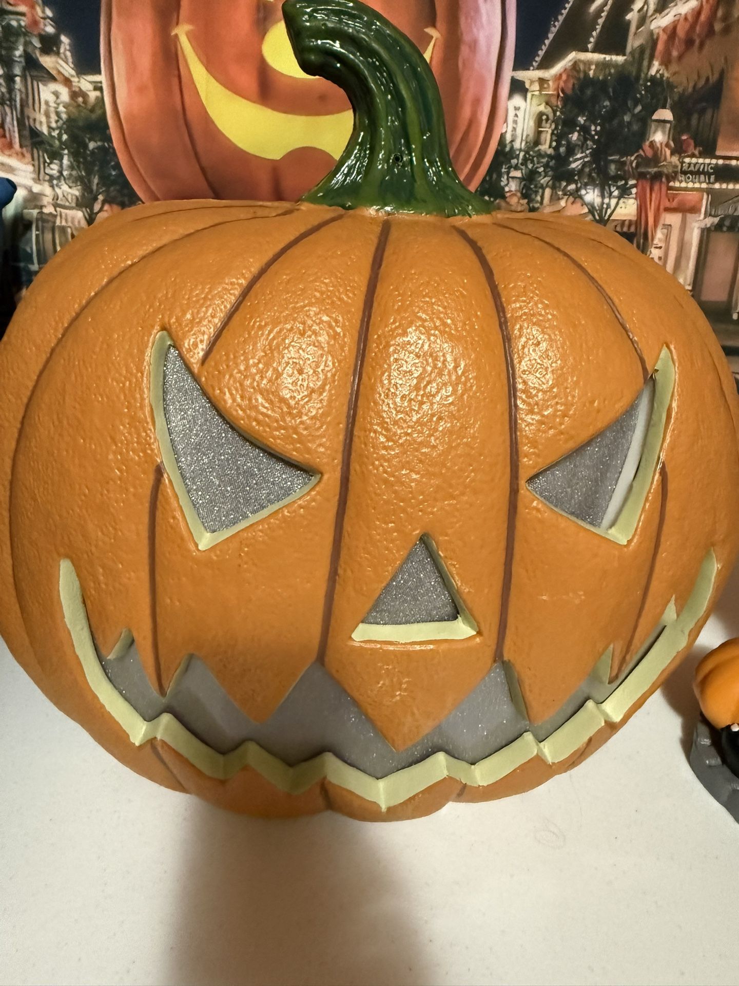 Pumpkin With Motion Sensor/ Light Changing