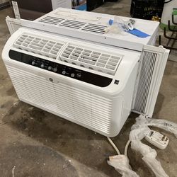 GE 6200 BTU Ultra Quiet Window Air Conditioner