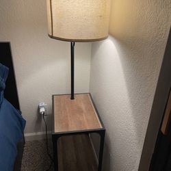 Lamp/table