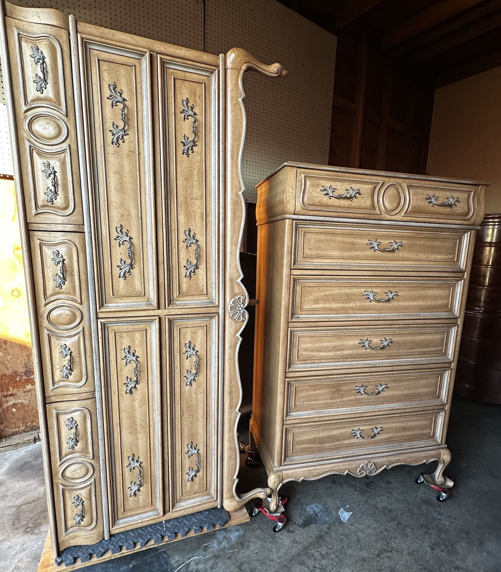 Vintage Dresser Set