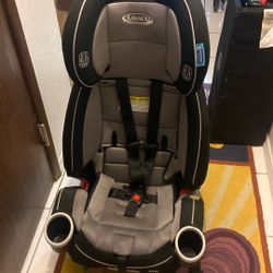Graco Car Seat Forever Model Price 60$ Check Page For Other Listing.  Pick Up Only In  E. 72 and Grand View. E. Tacoma 