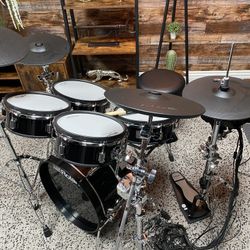 Roland V Drums Acoustic Design VAD306 Electronic Drum Complete Set with DW 5000 Round Throne Round Seat for Sale in Pomona CA OfferUp