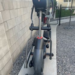 Schwinn - 430 Elliptical - Black GREAT DEAL