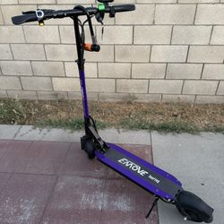 Emove Touring Electric Scooter